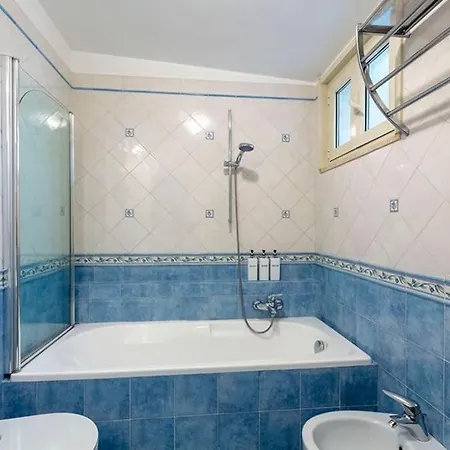 Apartman Life Is Colosseo *